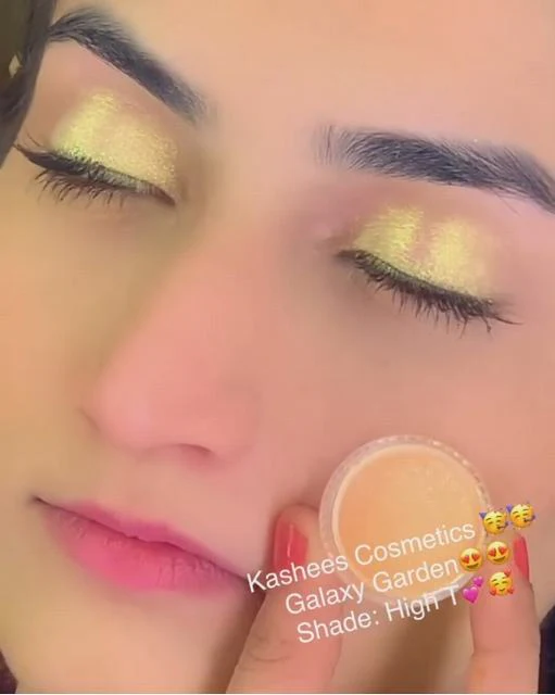 Galaxy Garden Eyeshadow - Image 13